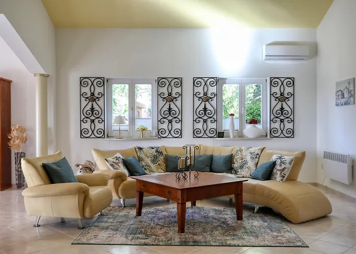 别墅 Mediterrane Natalia *