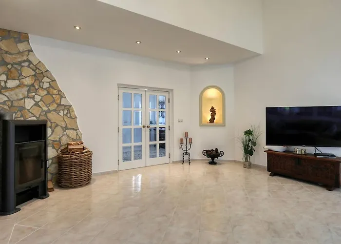 Mediterrane Natalia Врси